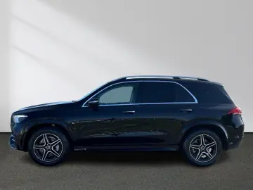 MERCEDES-BENZ GLE 300 d 4M AMG Pano Burmester Totwin…
