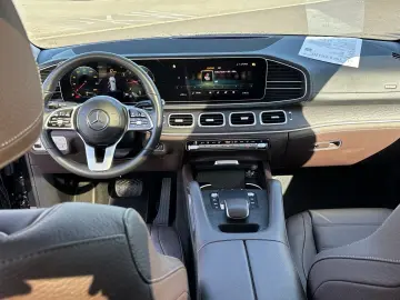 MERCEDES-BENZ GLE 300 d 4M AMG Pano Burmester Totwin…