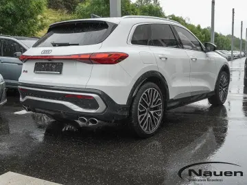 AUDI SQ5  TECH PRO PANO B&O HUD SPORTSITZE  MATRIX AC