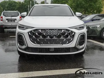 AUDI SQ5  TECH PRO PANO B&O HUD SPORTSITZE  MATRIX AC