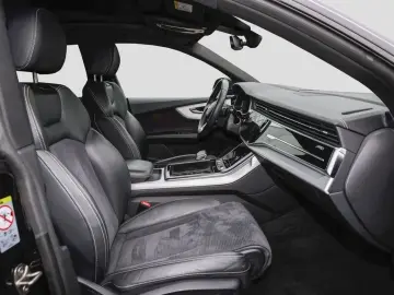 AUDI Q8 50 TDI S line Matrix Panorama Headup Virtual