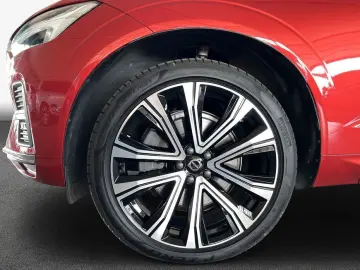 VOLVO XC60 B5 AWD Ultimate-Bright Belüftete-Massagesit