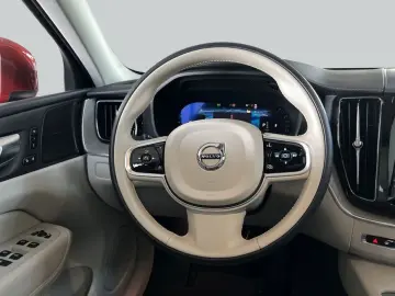 VOLVO XC60 B5 AWD Ultimate-Bright Belüftete-Massagesit