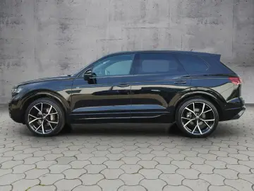 VW Touareg 3.0TDI 4M R-LINE AHK STH MATRIX KEYLESS