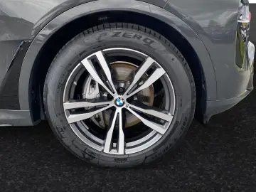 BMW X7 xDrive40i  M Sport