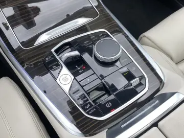 BMW X7 xDrive40i  M Sport