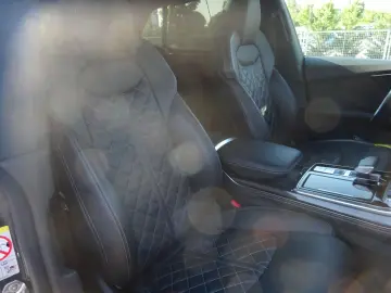 AUDI SQ8 507PS V8 quattro Panorama Massage Standhzg