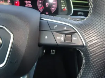AUDI SQ8 507PS V8 quattro Panorama Massage Standhzg