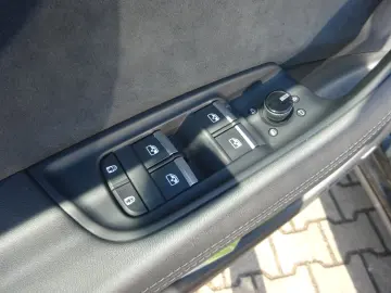 AUDI SQ8 507PS V8 quattro Panorama Massage Standhzg