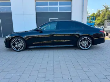 MERCEDES-BENZ S 450 d AMG 4Matic L Pano Burmester Sitzbelüf.