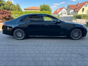 MERCEDES-BENZ S 450 d AMG 4Matic L Pano Burmester Sitzbelüf.