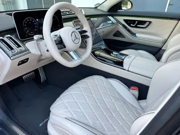 MERCEDES-BENZ S 450 d AMG 4Matic L Pano Burmester Sitzbelüf.