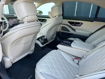 MERCEDES-BENZ S 450 d AMG 4Matic L Pano Burmester Sitzbelüf.