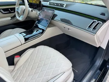 MERCEDES-BENZ S 450 d AMG 4Matic L Pano Burmester Sitzbelüf.