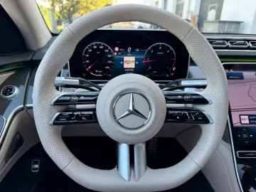 MERCEDES-BENZ S 450 d AMG 4Matic L Pano Burmester Sitzbelüf.