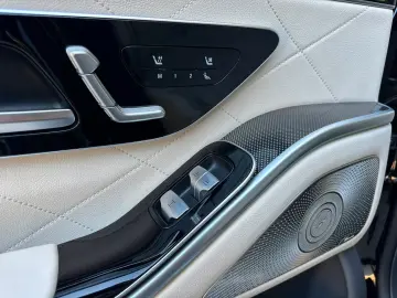 MERCEDES-BENZ S 450 d AMG 4Matic L Pano Burmester Sitzbelüf.