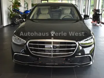 MERCEDES-BENZ S 500 4Matic 9G EXKLUSIV-PAKET CHAUFF.…