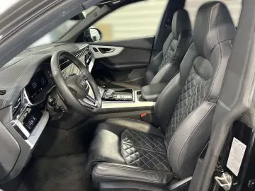 AUDI Q8 50 TDI QUATTRO S LINE  MATRIX RAUTE PANO AHK