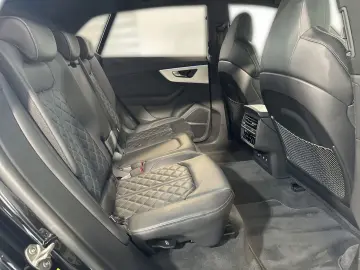 AUDI Q8 50 TDI QUATTRO S LINE  MATRIX RAUTE PANO AHK