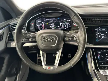 AUDI Q8 50 TDI QUATTRO S LINE  MATRIX RAUTE PANO AHK