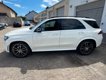 MERCEDES-BENZ GLE 400 d 4Matic  AMG PANO BURMESTER