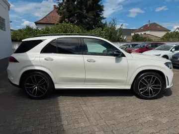 MERCEDES-BENZ GLE 400 d 4Matic  AMG PANO BURMESTER