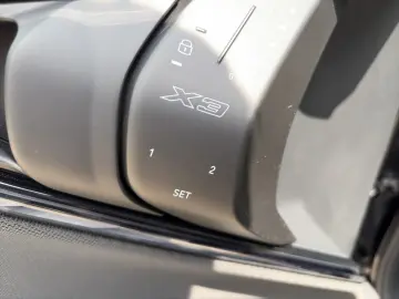 BMW X3 40d xDrive M-Sport AHK HUD Pano DrivAssProf.