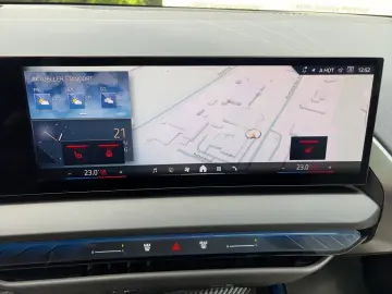 BMW X3 40d xDrive M-Sport AHK HUD Pano DrivAssProf.