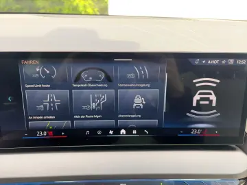 BMW X3 40d xDrive M-Sport AHK HUD Pano DrivAssProf.