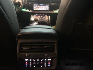 AUDI Q8 55 TFSI qu. S line Pano HUD Matrix 360  AHK