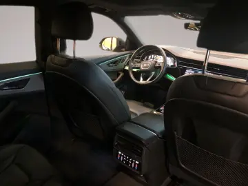 AUDI Q8 55 TFSI qu. S line Pano HUD Matrix 360  AHK
