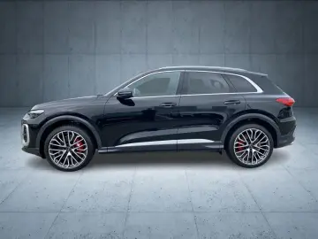 AUDI SQ5 SUV TFSI S tr. Luft PANO Matrix HUD 21´