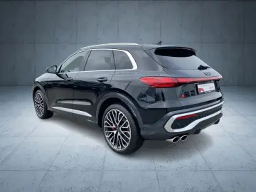 AUDI SQ5 SUV TFSI S tr. Luft PANO Matrix HUD 21´
