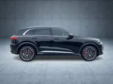 AUDI SQ5 SUV TFSI S tr. Luft PANO Matrix HUD 21´