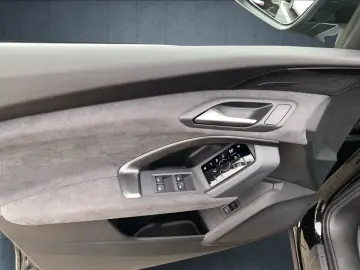 AUDI SQ5 SUV TFSI S tr. Luft PANO Matrix HUD 21´