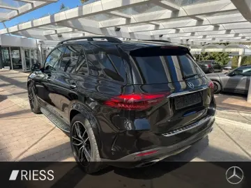 MERCEDES-BENZ GLE 450 d 4M AMG Sport Night Distr Pan…