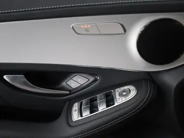 MERCEDES-BENZ GLC 300 de 4M Coupe AMG line SH Kamera…