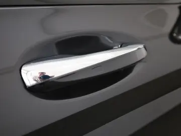 MERCEDES-BENZ GLC 300 de 4M Coupe AMG line SH Kamera…