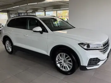 VW Touareg 3.0TDI 4Motion Navi Virtual Luft ACC LED