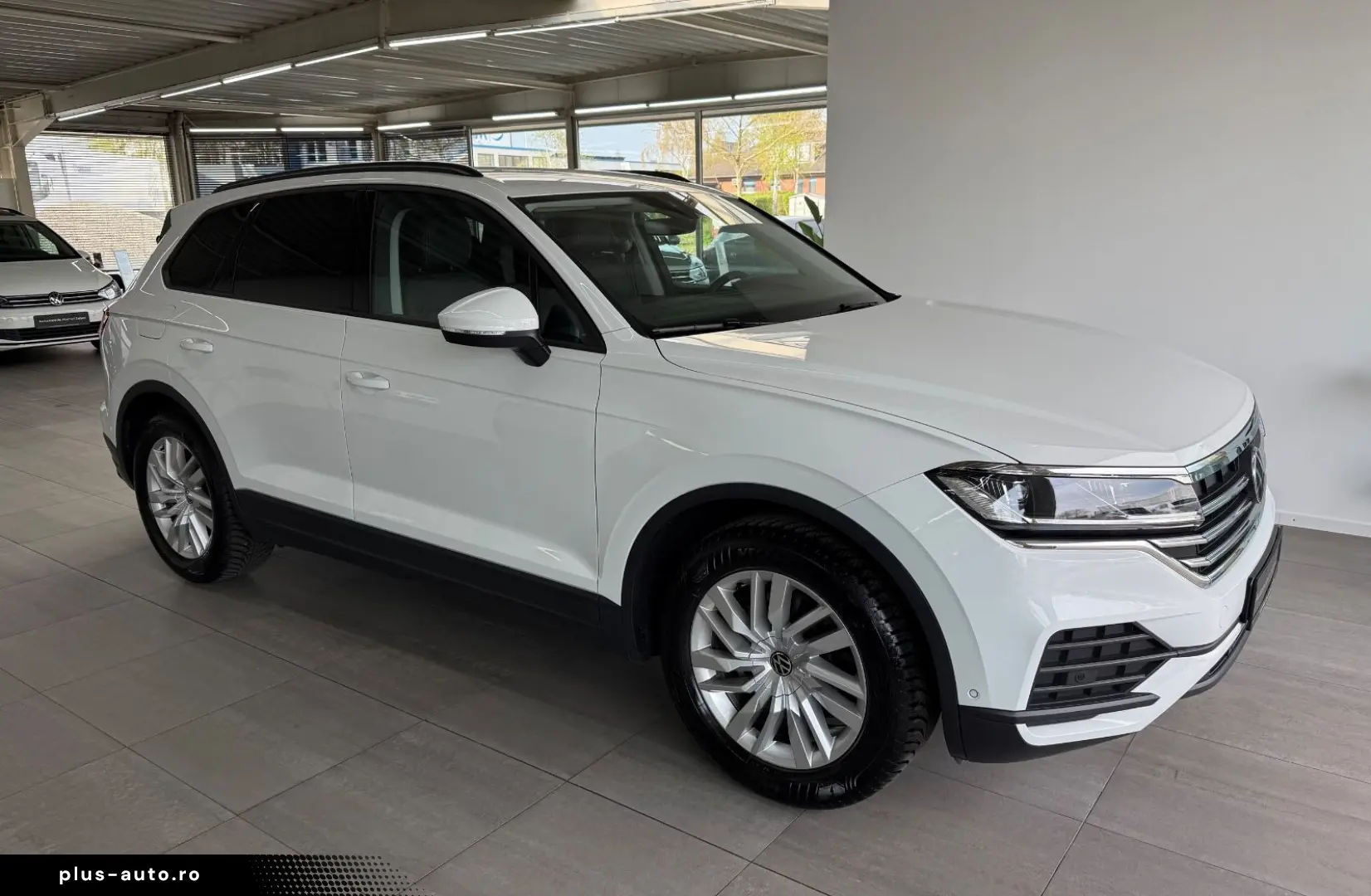 VW Touareg 3.0TDI 4Motion Navi Virtual Luft ACC LED
