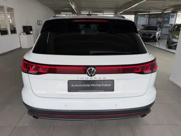 VW Touareg 3.0TDI 4Motion Navi Virtual Luft ACC LED