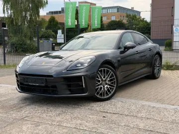 PORSCHE Panamera 4 E-Hybrid Sport Chrono Pano Leder 360