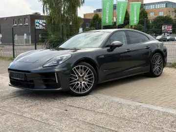 PORSCHE Panamera 4 E-Hybrid Sport Chrono Pano Leder 360