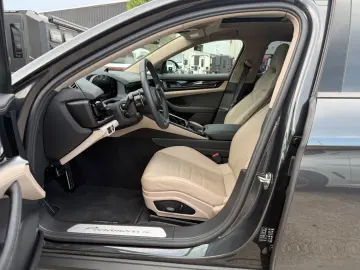 PORSCHE Panamera 4 E-Hybrid Sport Chrono Pano Leder 360