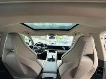 PORSCHE Panamera 4 E-Hybrid Sport Chrono Pano Leder 360