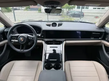 PORSCHE Panamera 4 E-Hybrid Sport Chrono Pano Leder 360