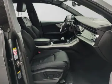 AUDI Q8 50 TDI Q 2x S LINE PANO AHK HD-MATRIX eKLAPPE
