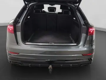 AUDI Q8 50 TDI Q 2x S LINE PANO AHK HD-MATRIX eKLAPPE