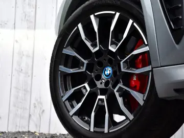 BMW X5 XDrive50e   Bower&Wilkens   AHK   panorama da