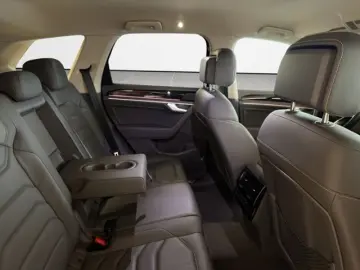 VW Touareg 3.0TDI 4M Atmosph. AHK Luft Kamera